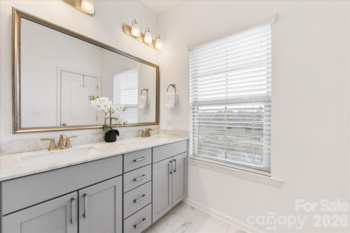 Hadley at Arrowood Station - Residential