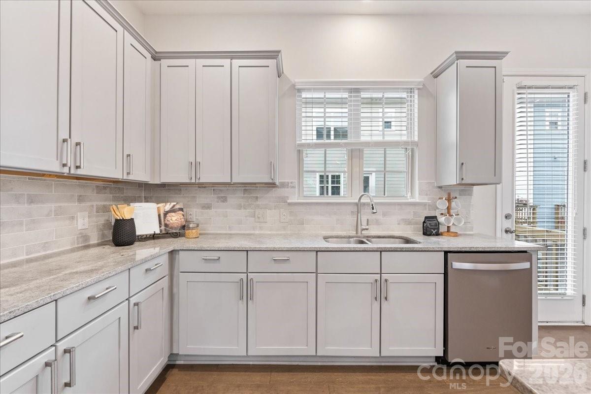 Hadley at Arrowood Station - Residential