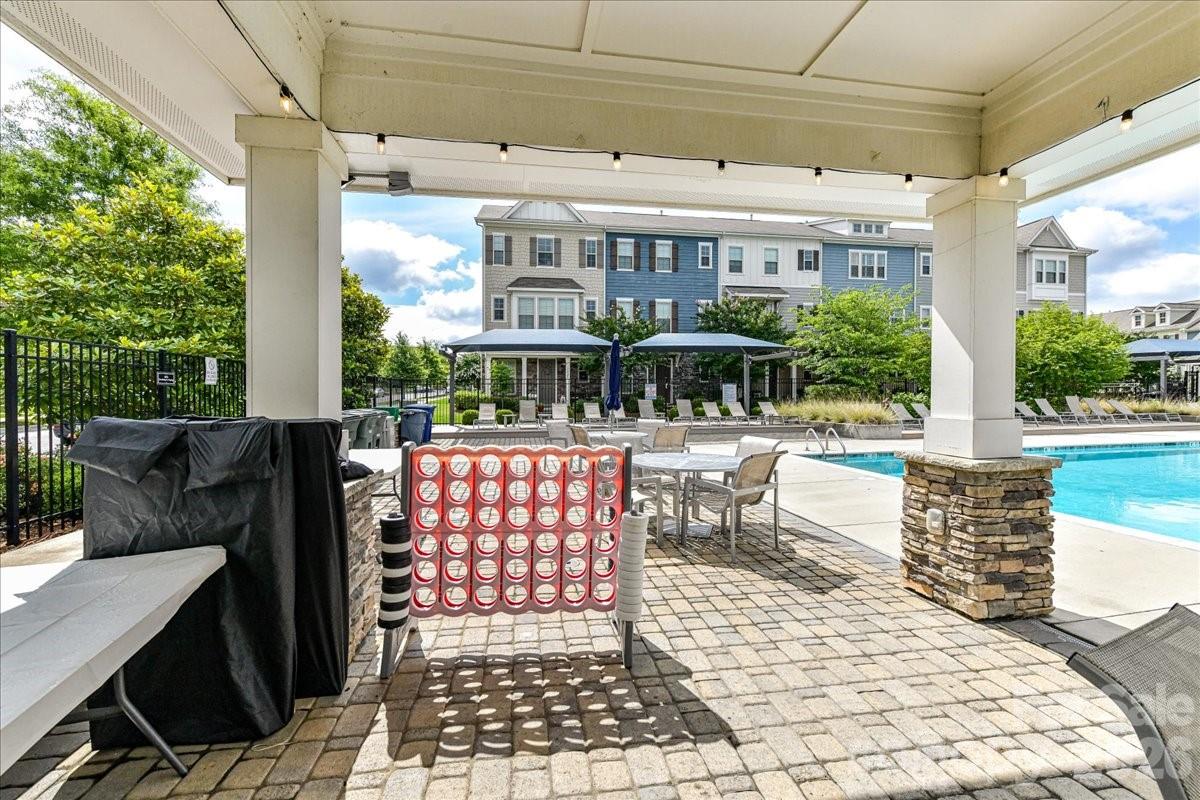 Hadley at Arrowood Station - Residential