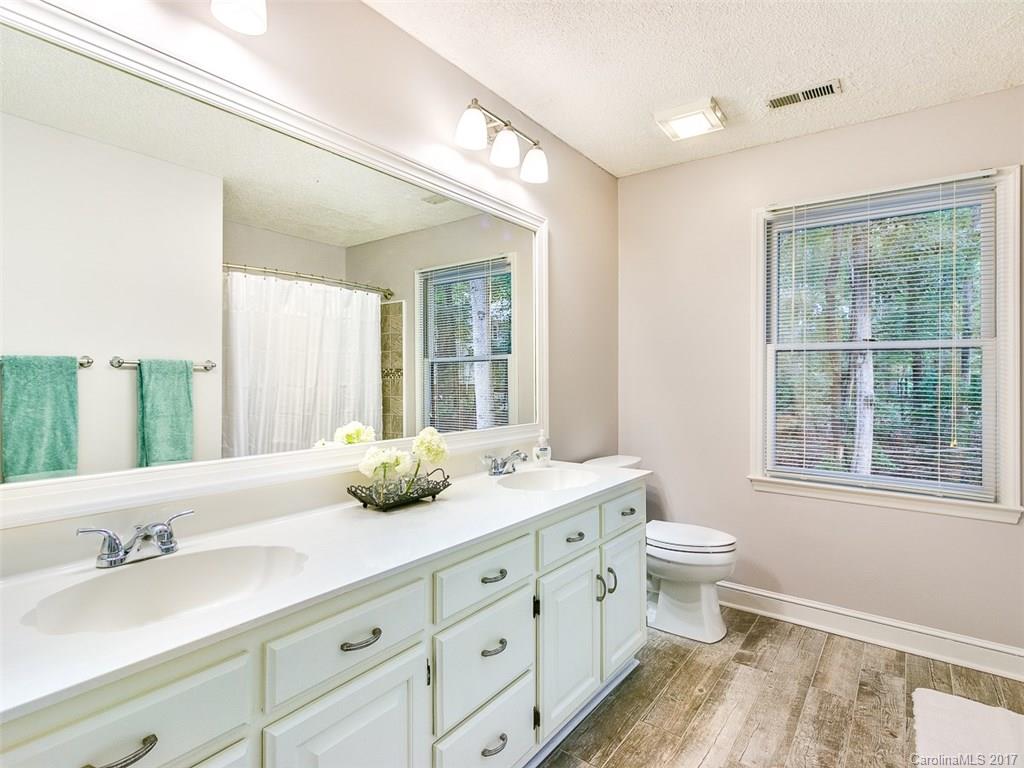 Linden Oaks - Residential