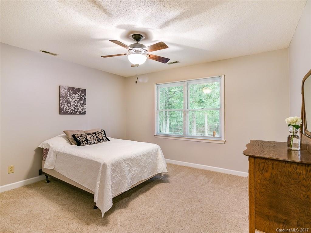 Linden Oaks - Residential