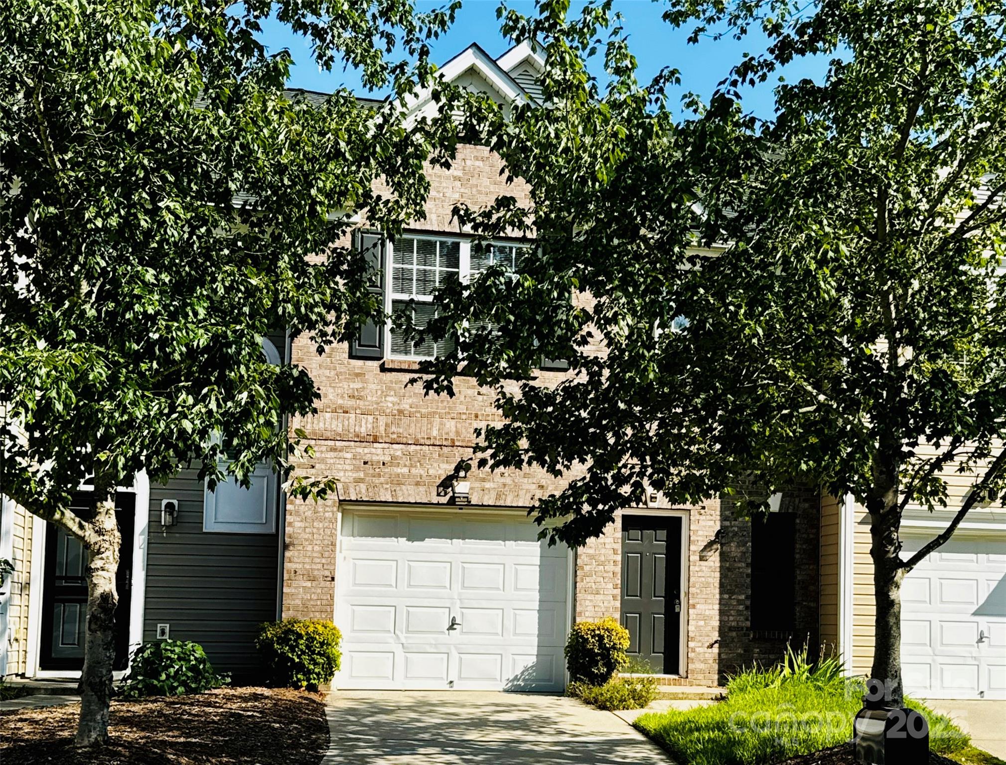 9610 Walkers Glen Drive NW