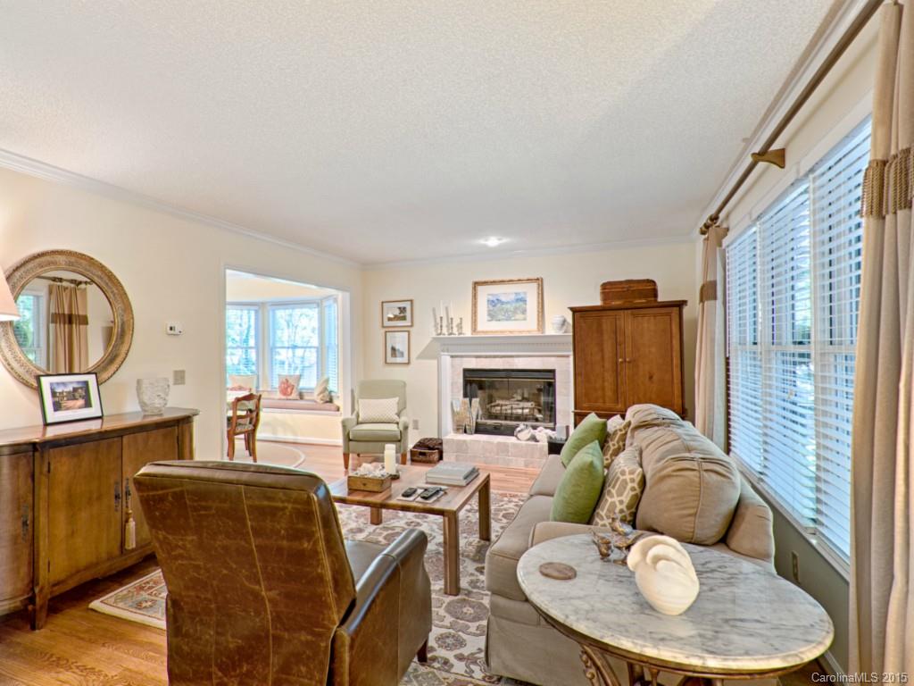 Tega Cay - Residential