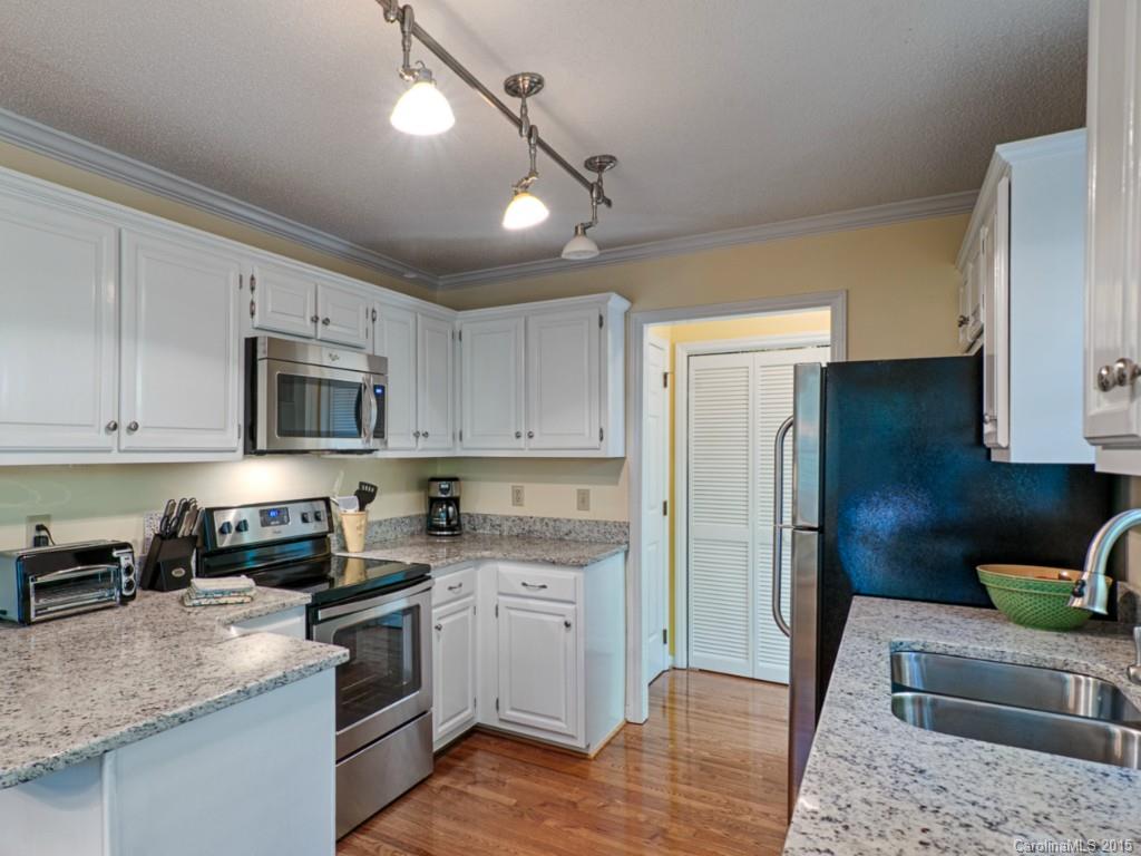 Tega Cay - Residential