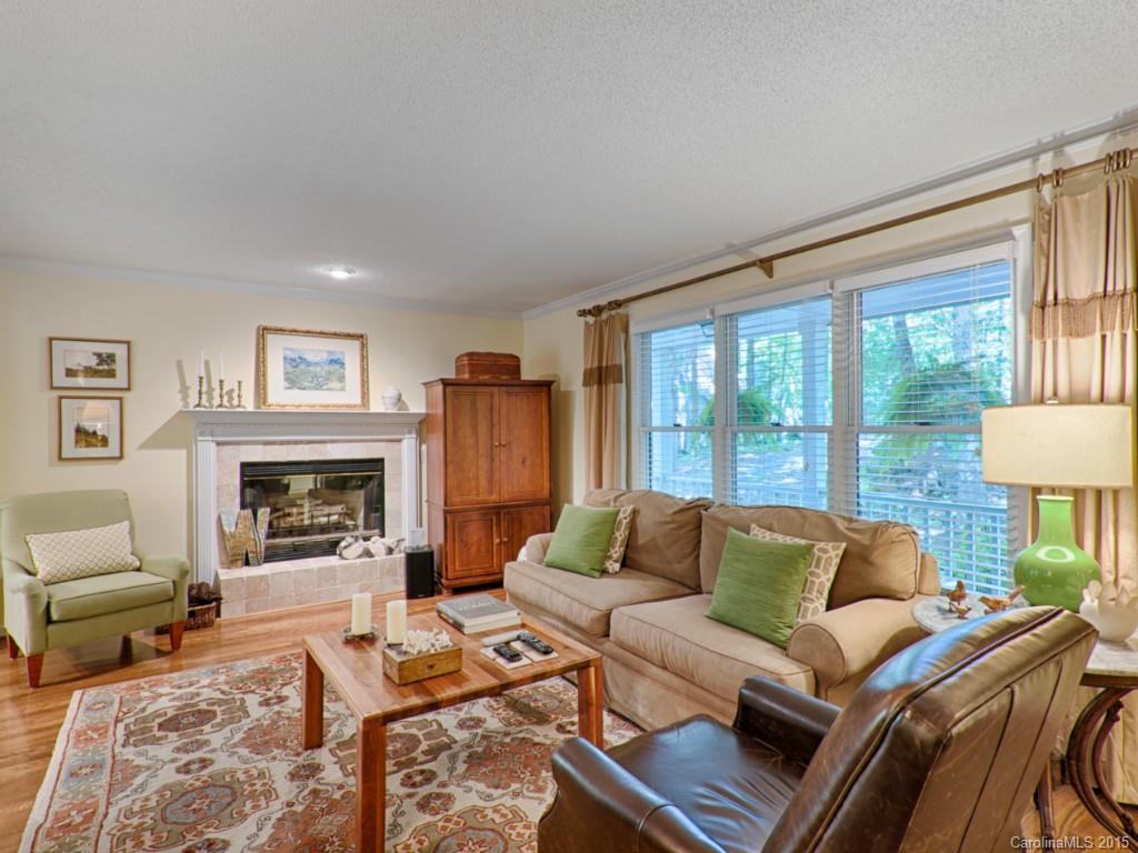 Tega Cay - Residential