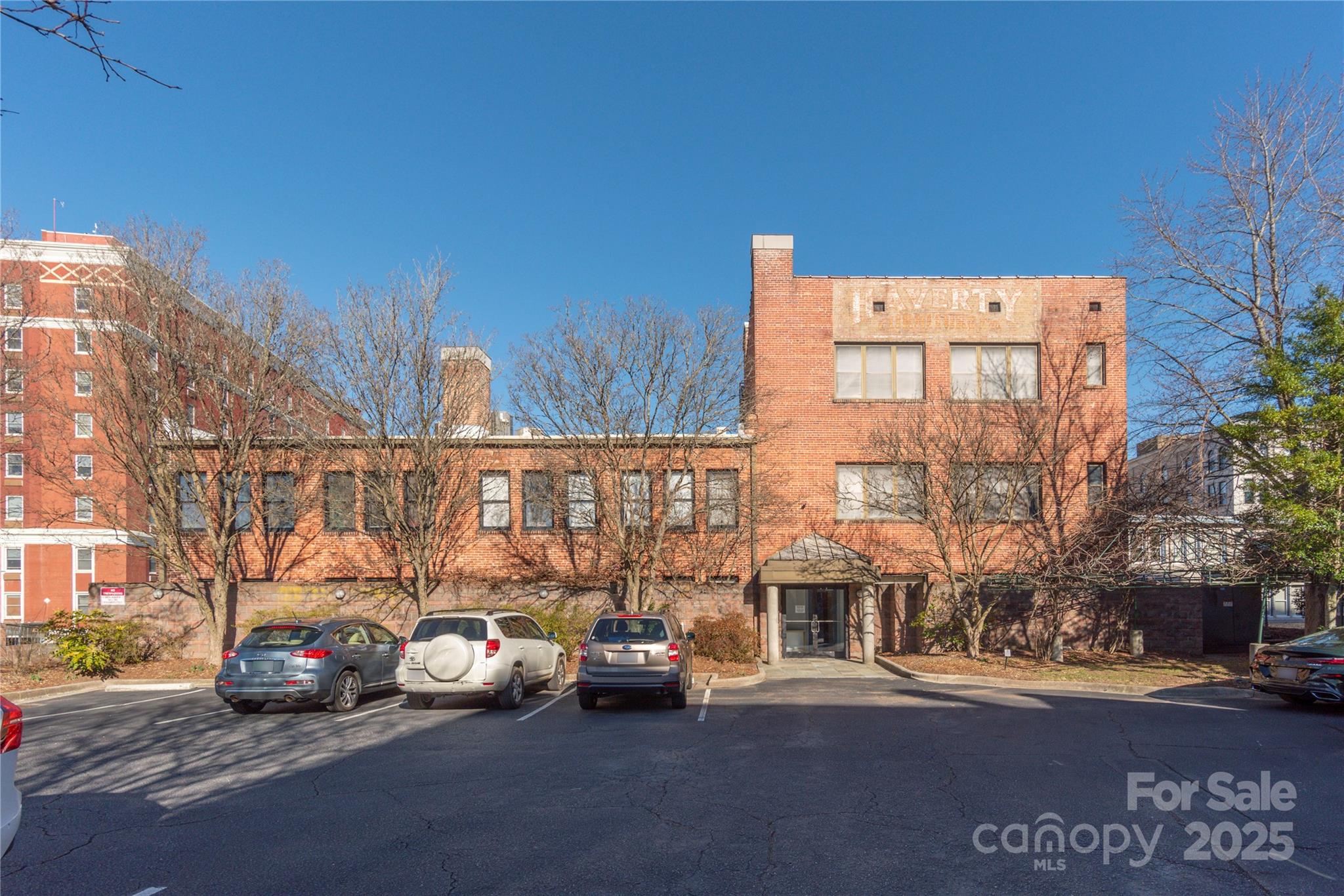 60 Haywood Street 2F