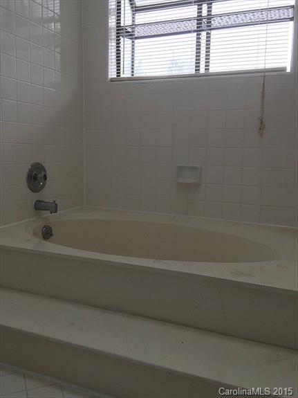 Gates At Quail Hollow - Residential Lease