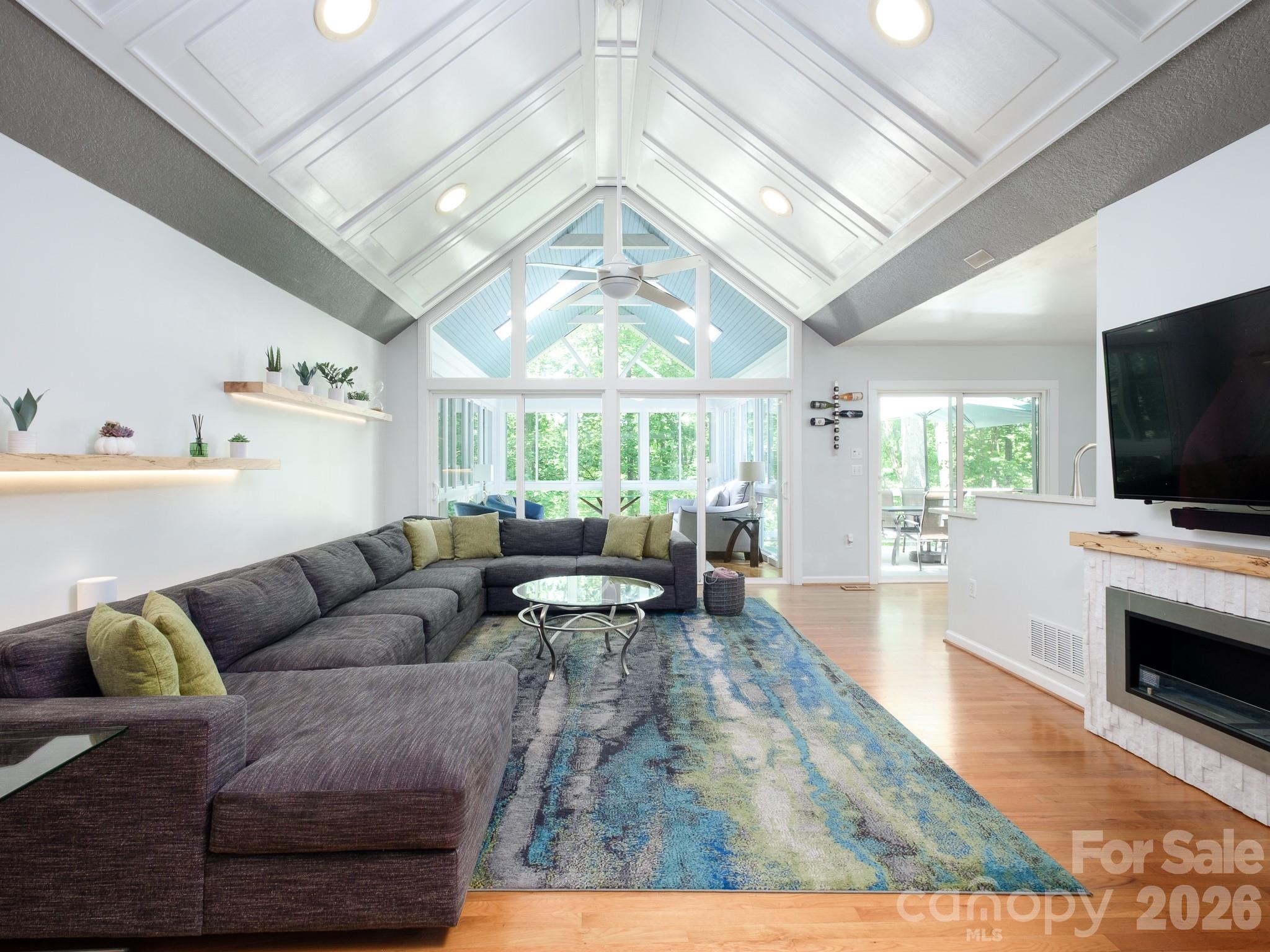 Sequoyah Hills - Residential
