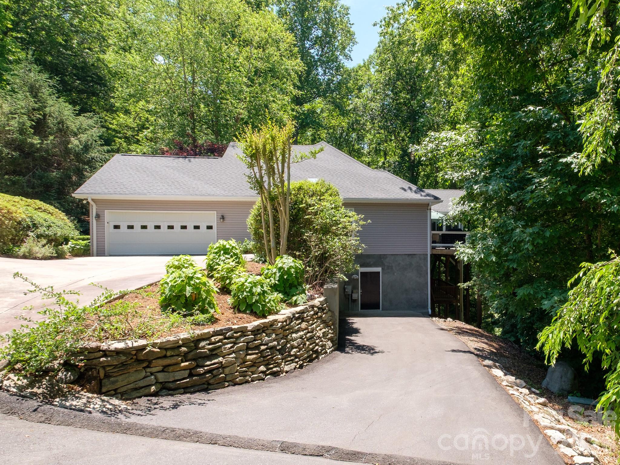 Sequoyah Hills - Residential