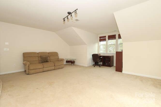 Highland Creek - Residential