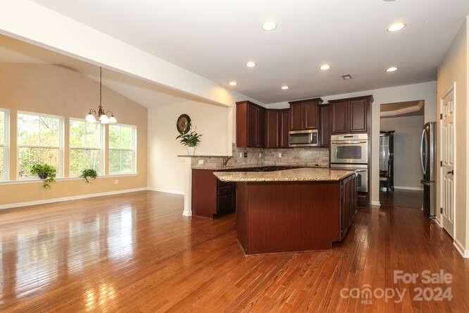 Highland Creek - Residential