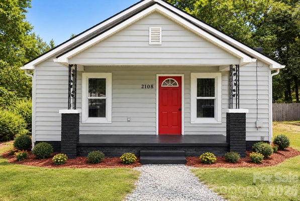 2108 BRANTLEY RD, KANNAPOLIS, NC 28083 - Image b8745a395cd319d45ea6a8d84ece564f/135241772
