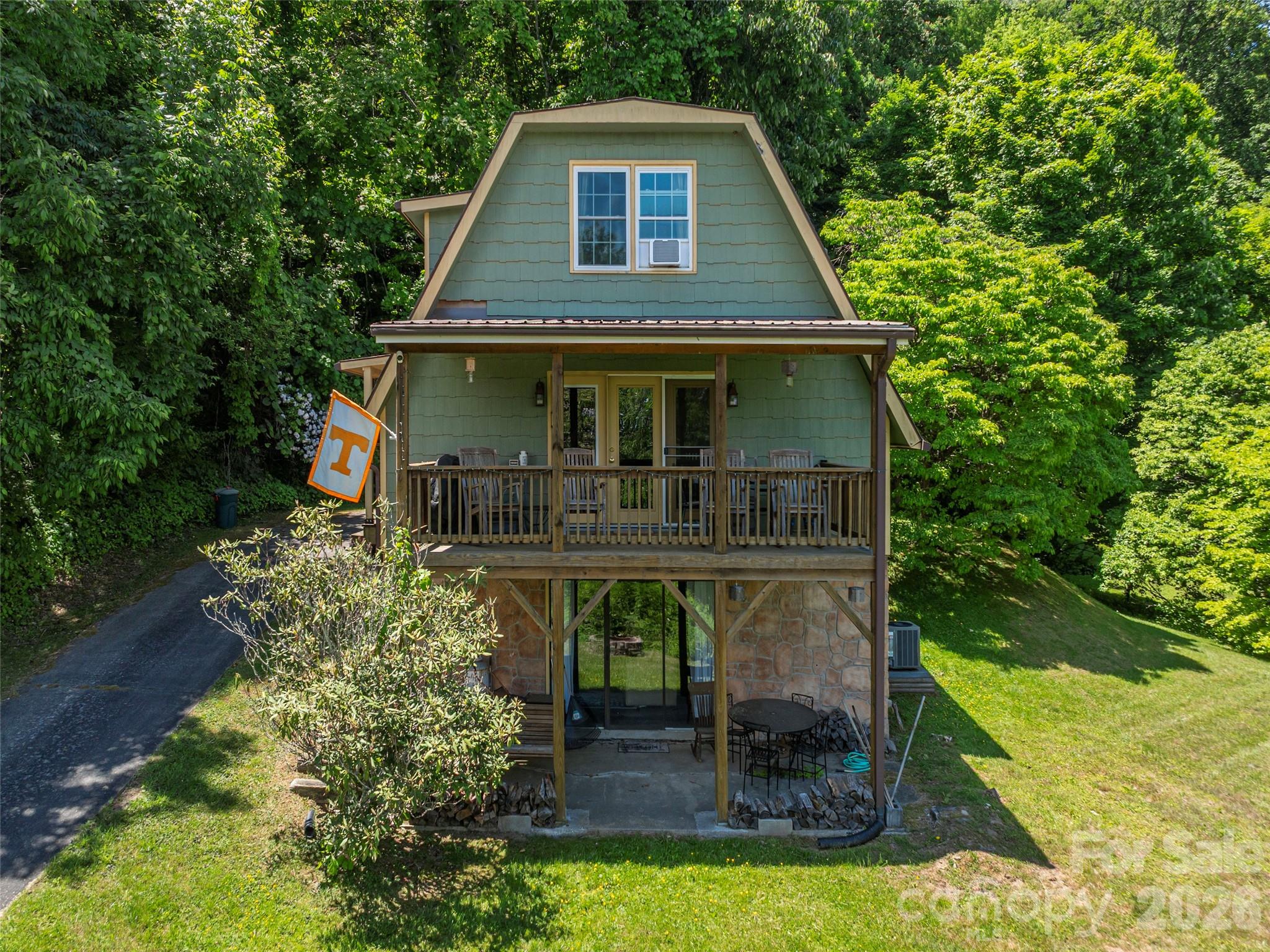 649 Acres View Drive