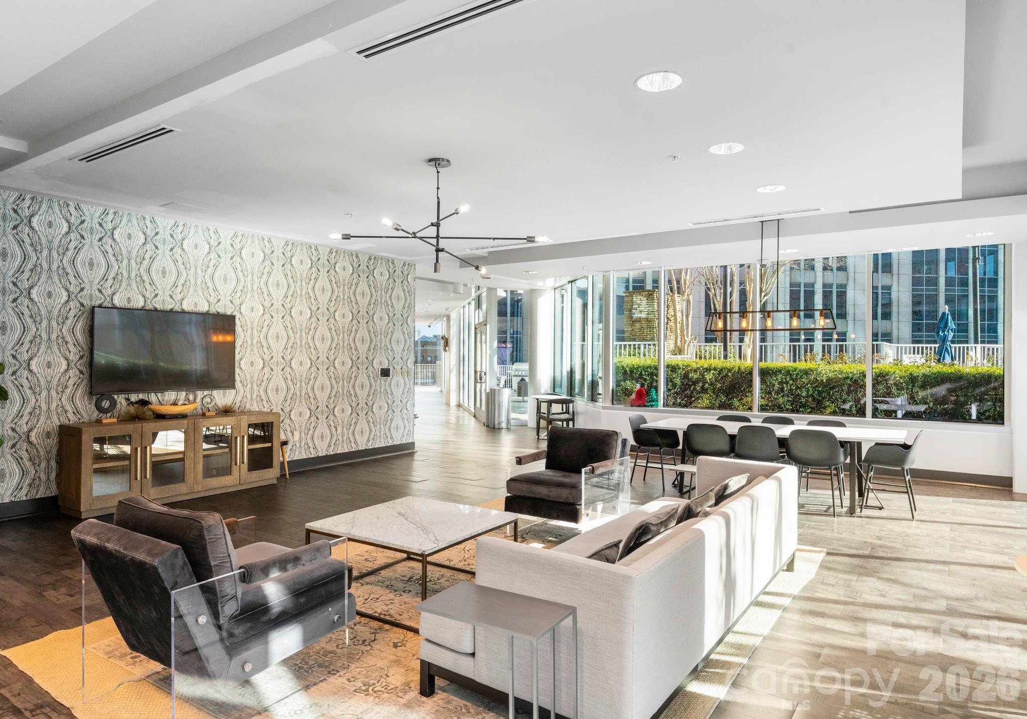 Avenue Condominiums - Residential