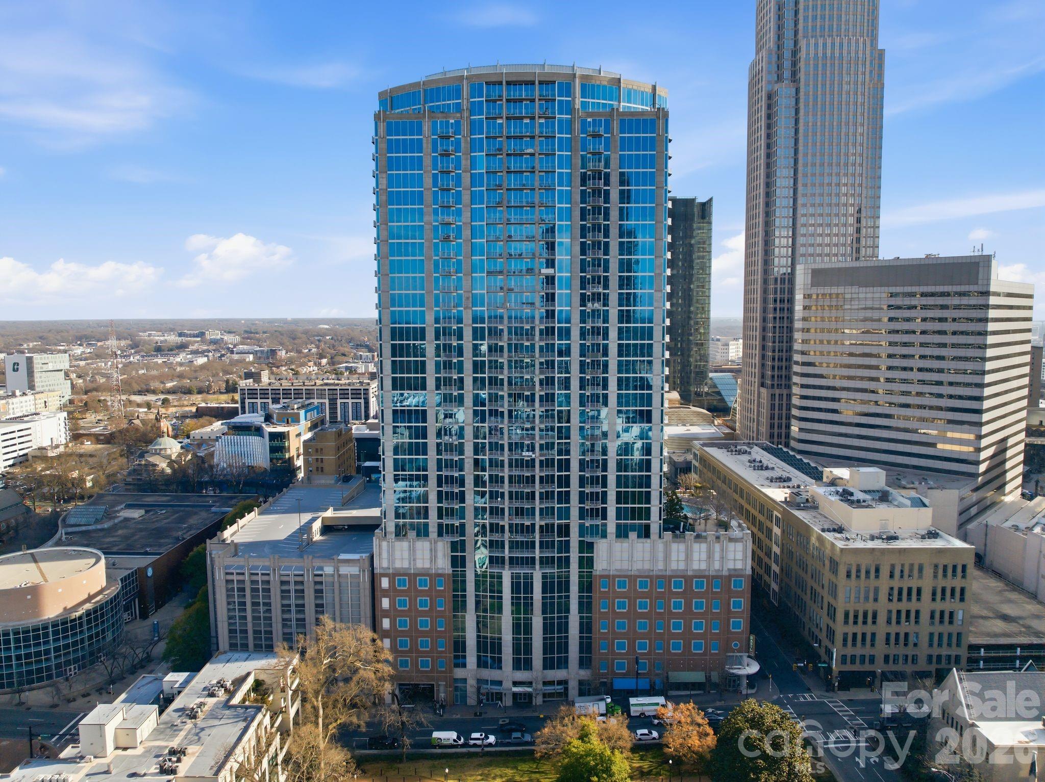 Avenue Condominiums - Residential