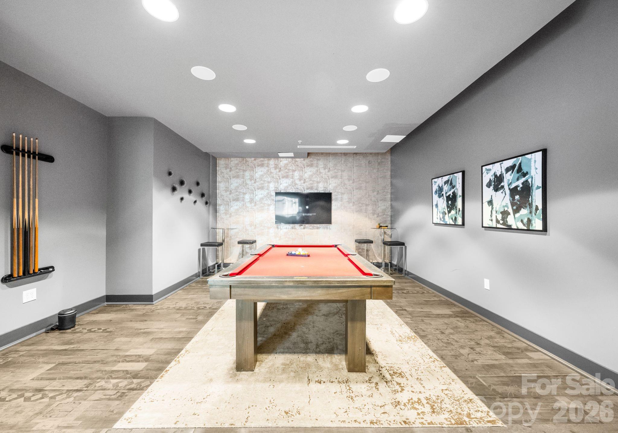 Avenue Condominiums - Residential