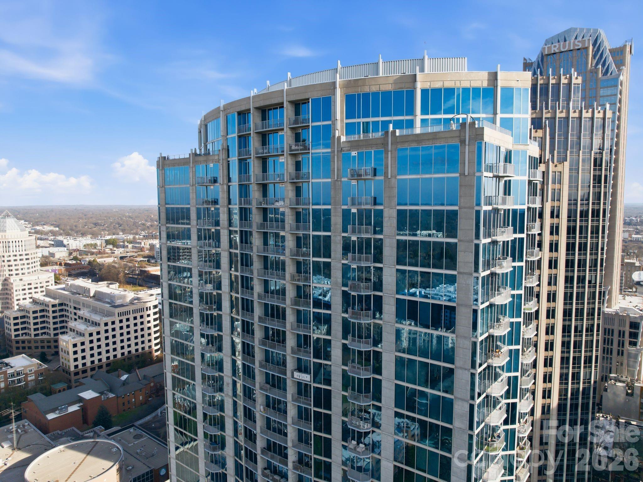 Avenue Condominiums - Residential