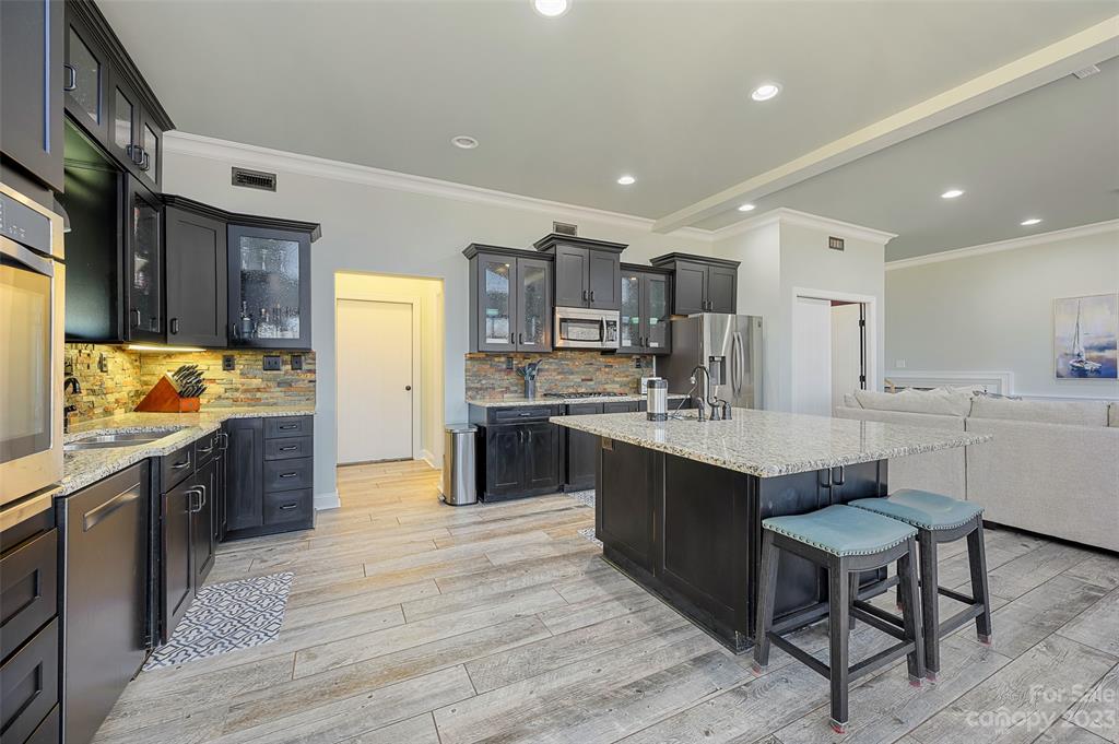 Riverfront - Residential