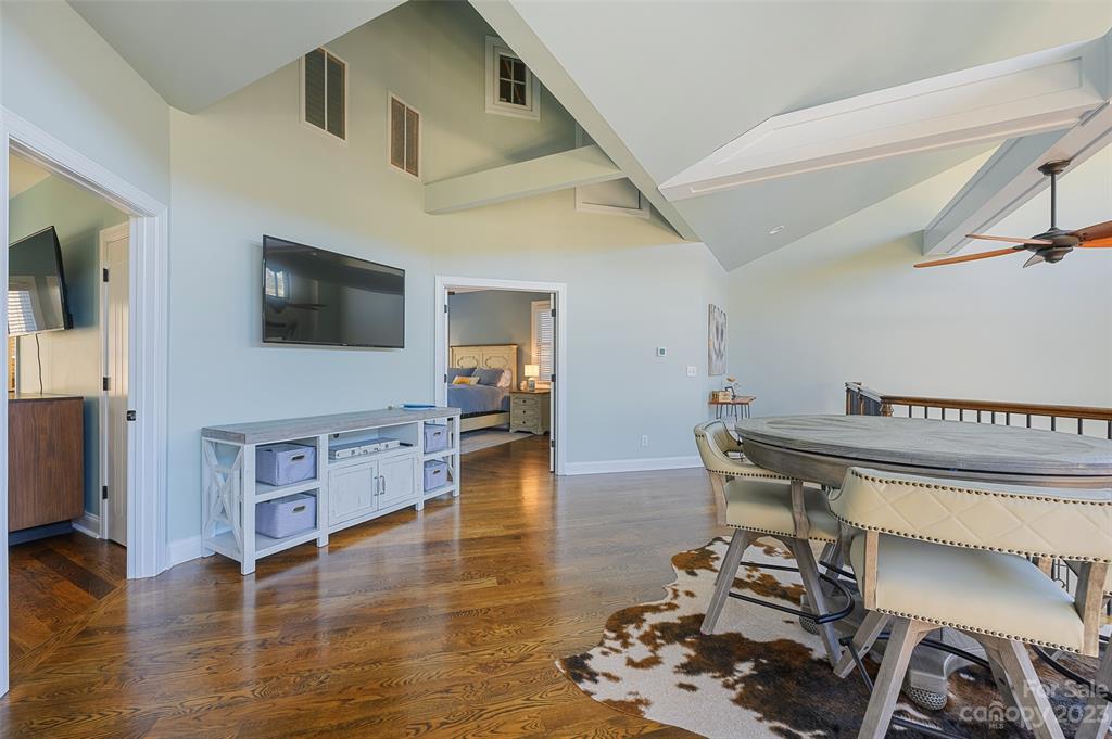 Riverfront - Residential