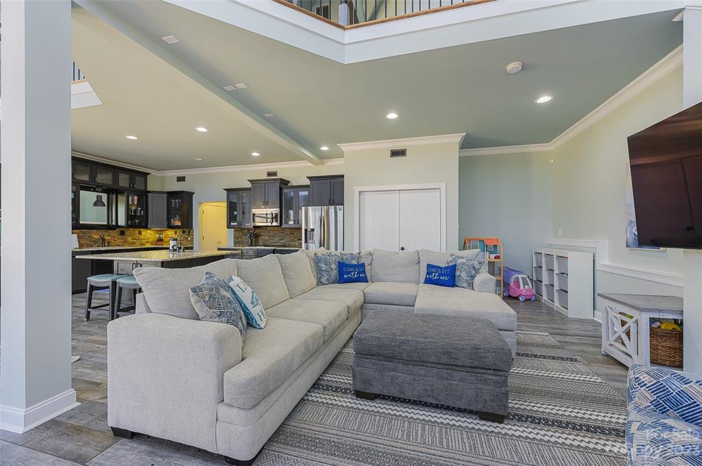 Riverfront - Residential