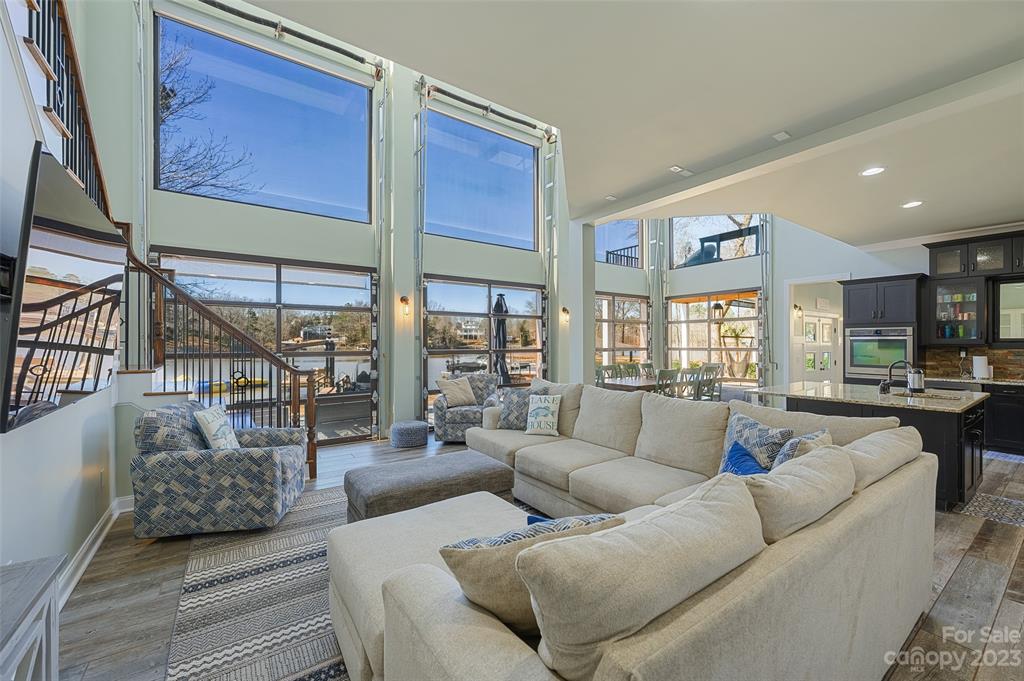 Riverfront - Residential