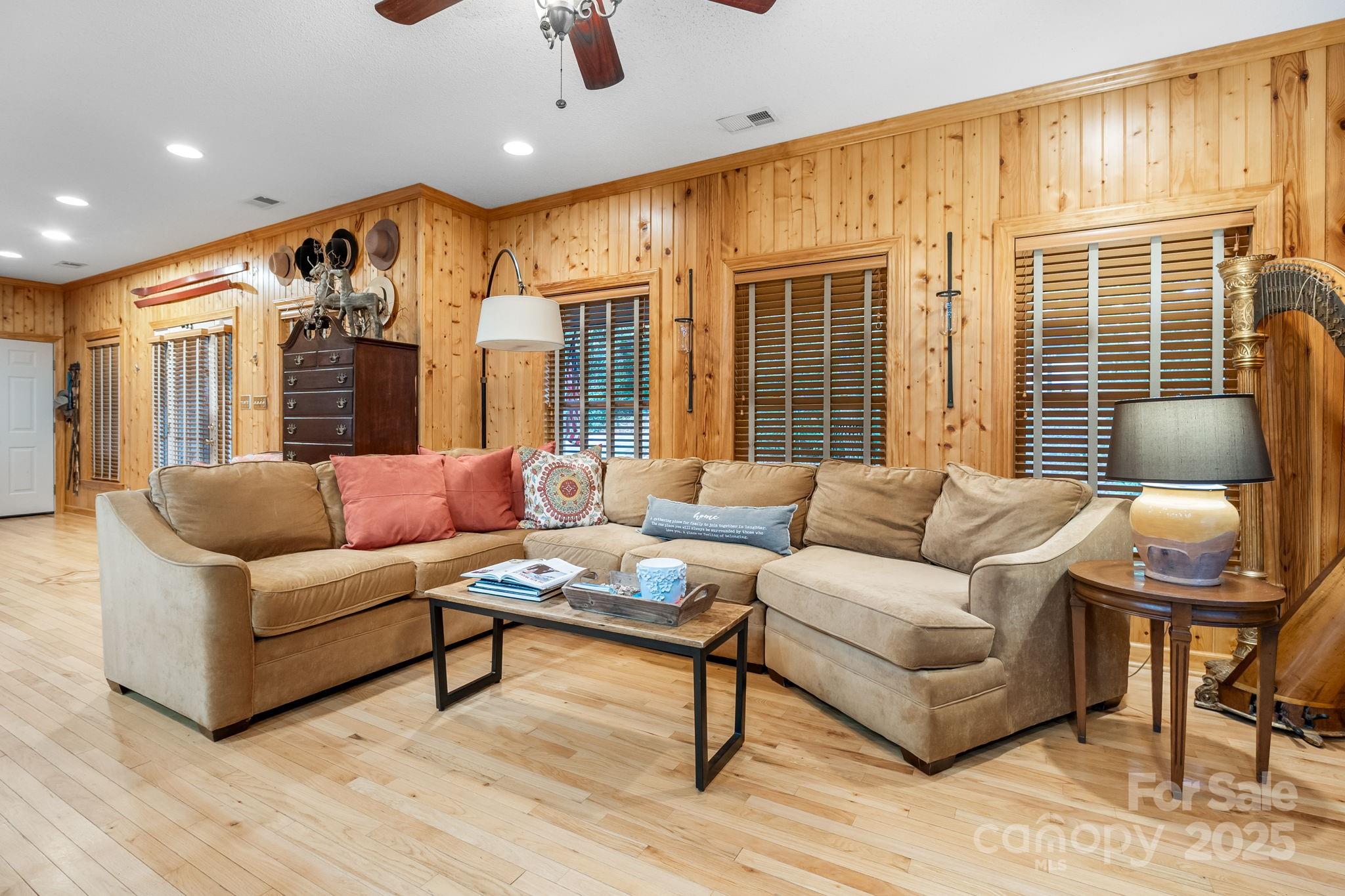 Gingercake Acres - Residential