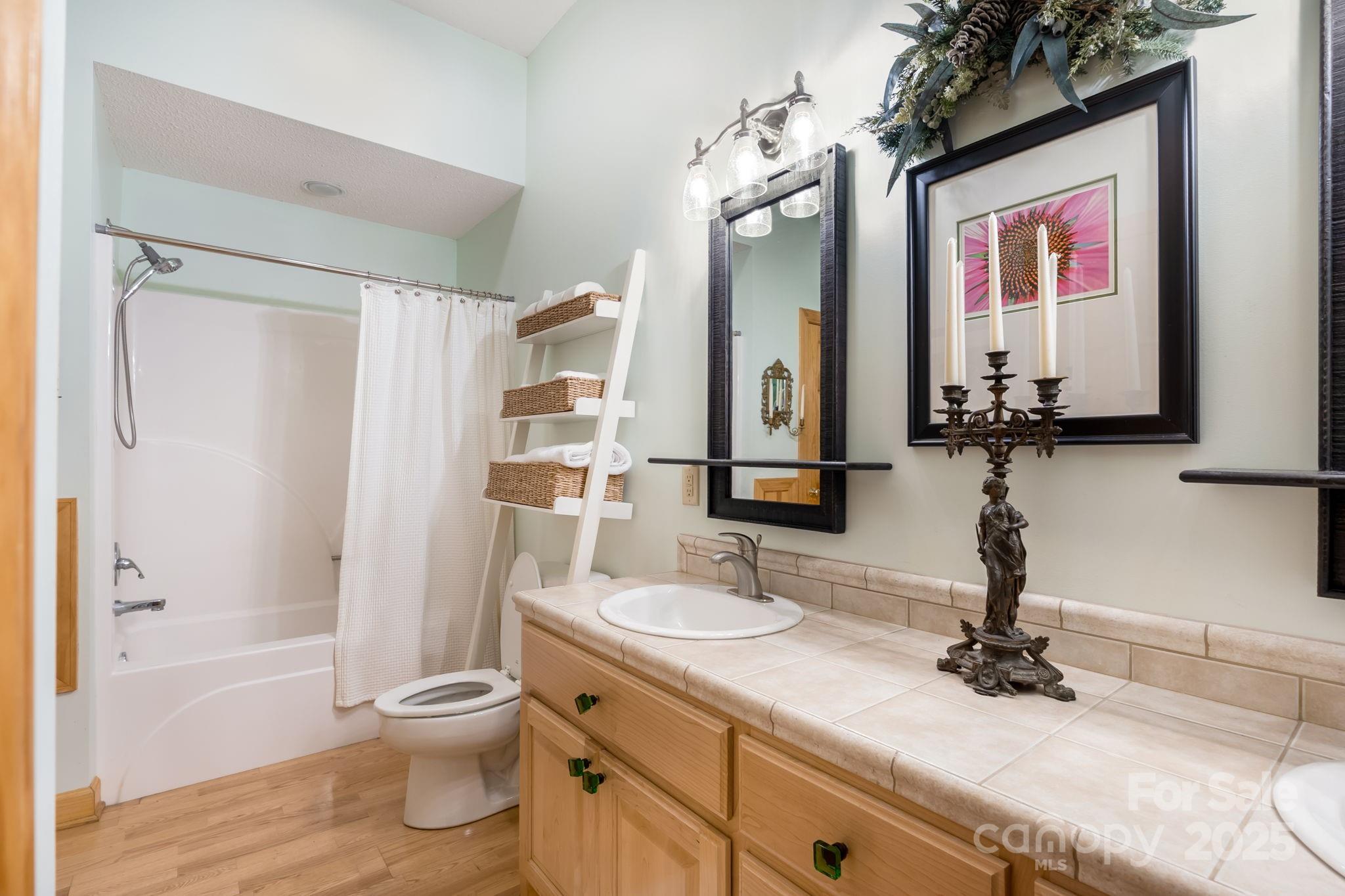 Gingercake Acres - Residential