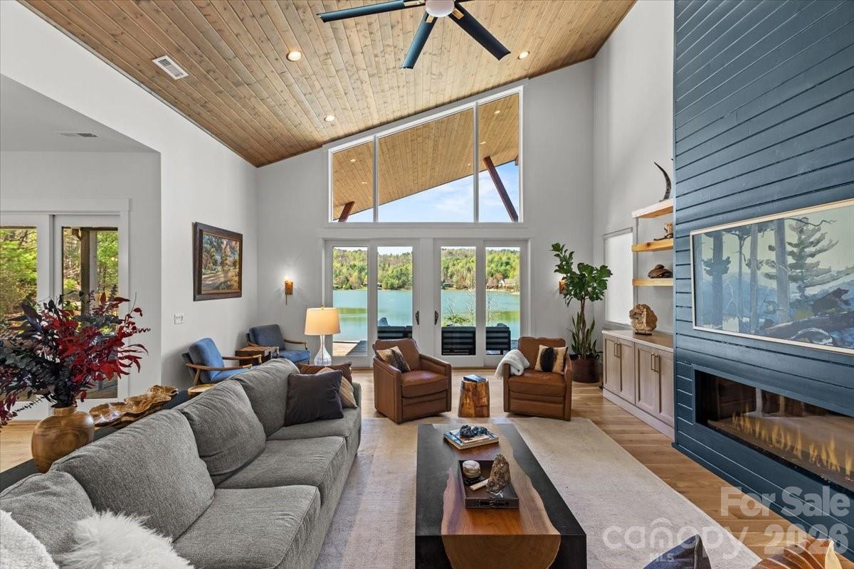 Eagle Lake - Residential