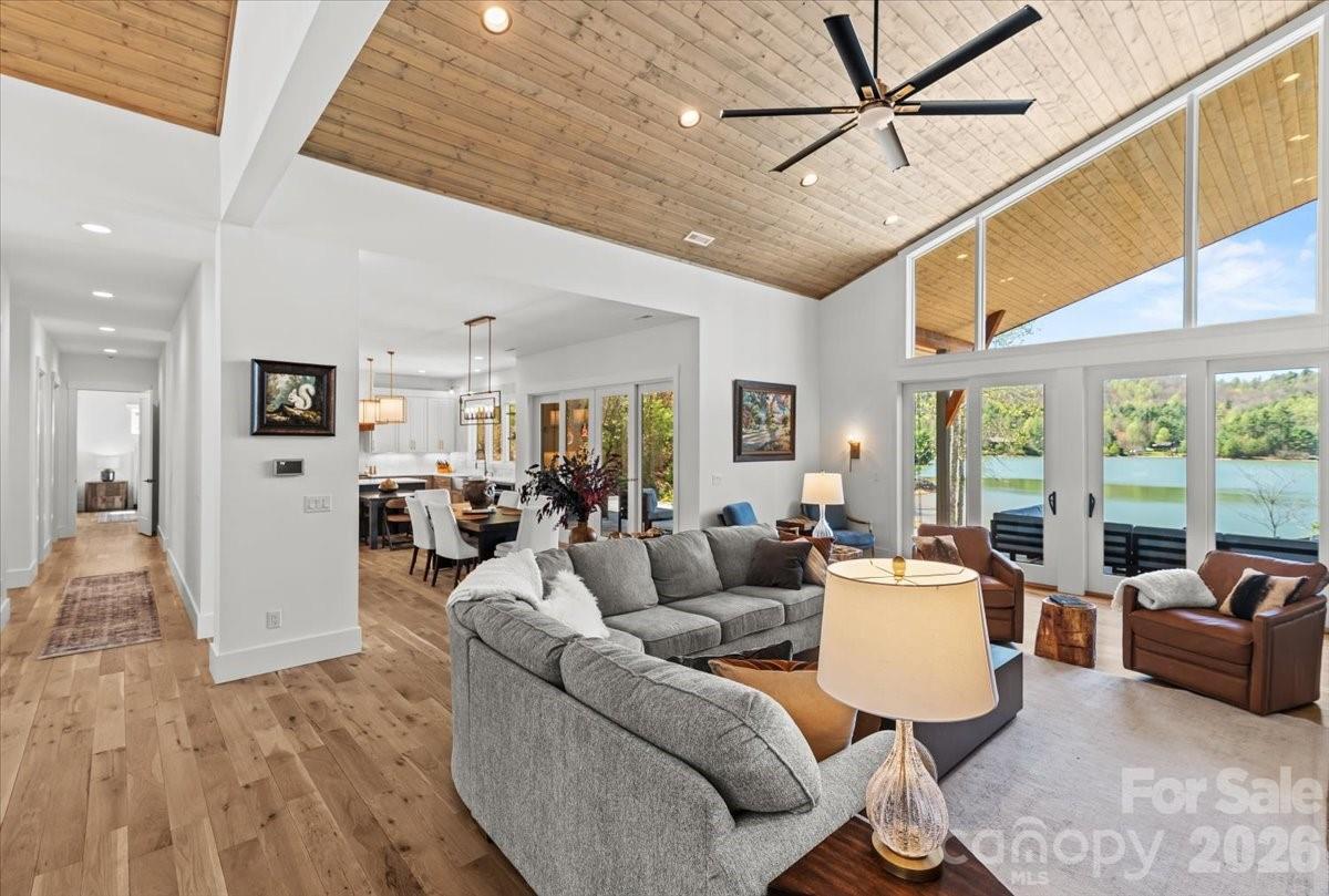 Eagle Lake - Residential