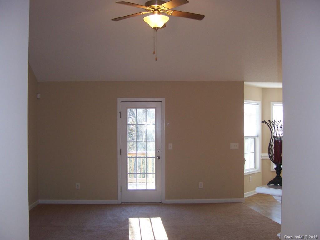 Avery Lake - Residential