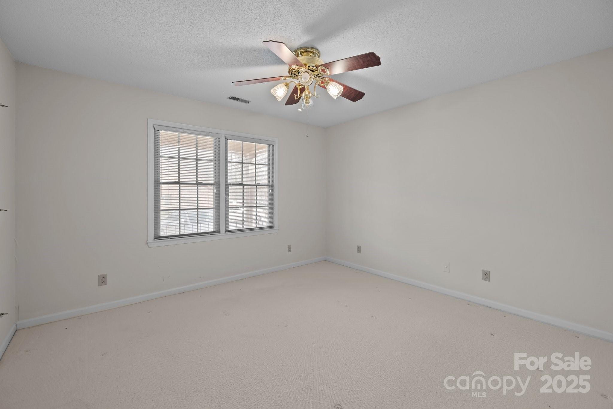 Olde Pointe - Residential