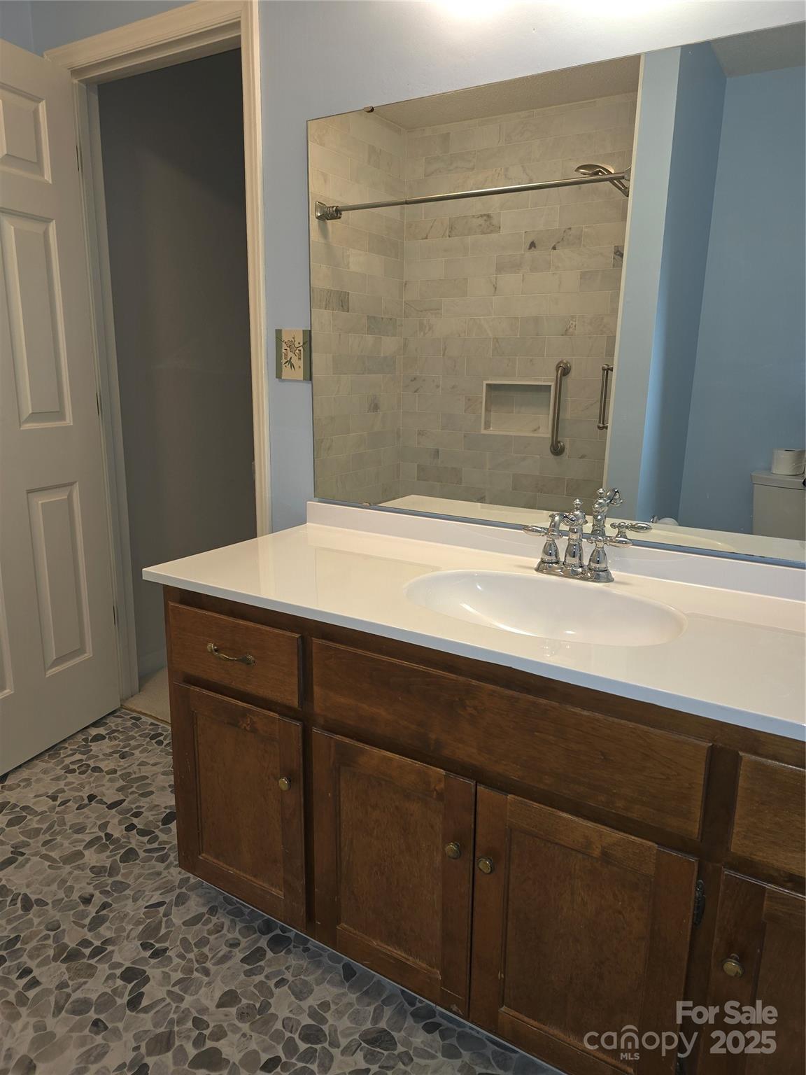 Olde Pointe - Residential