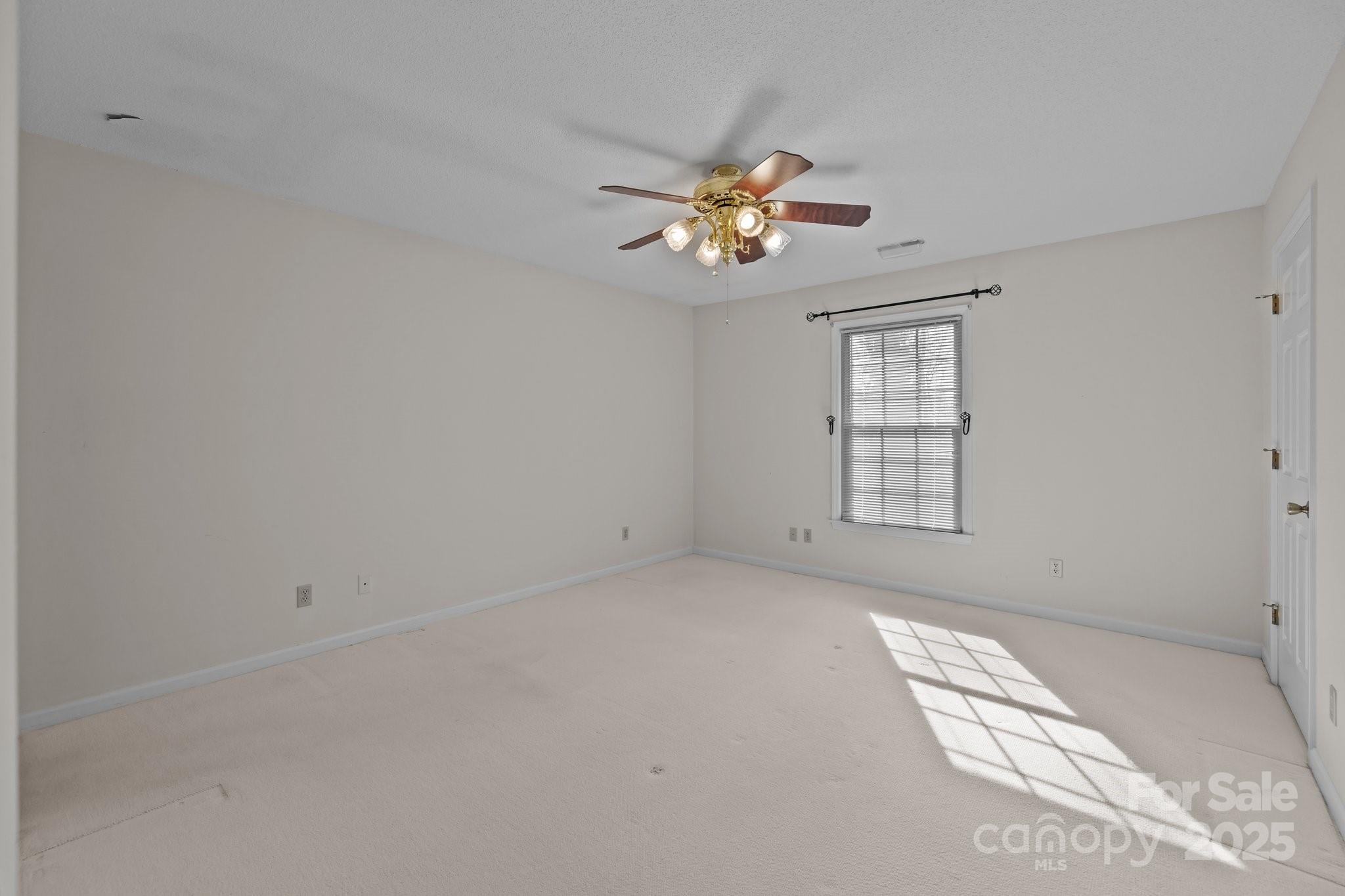 Olde Pointe - Residential