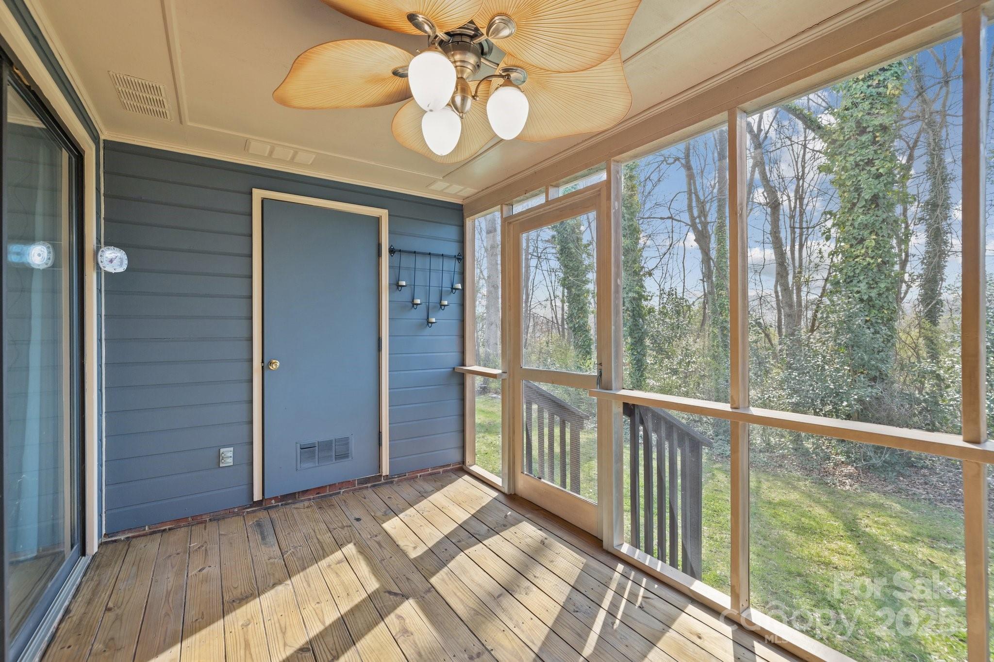 Olde Pointe - Residential