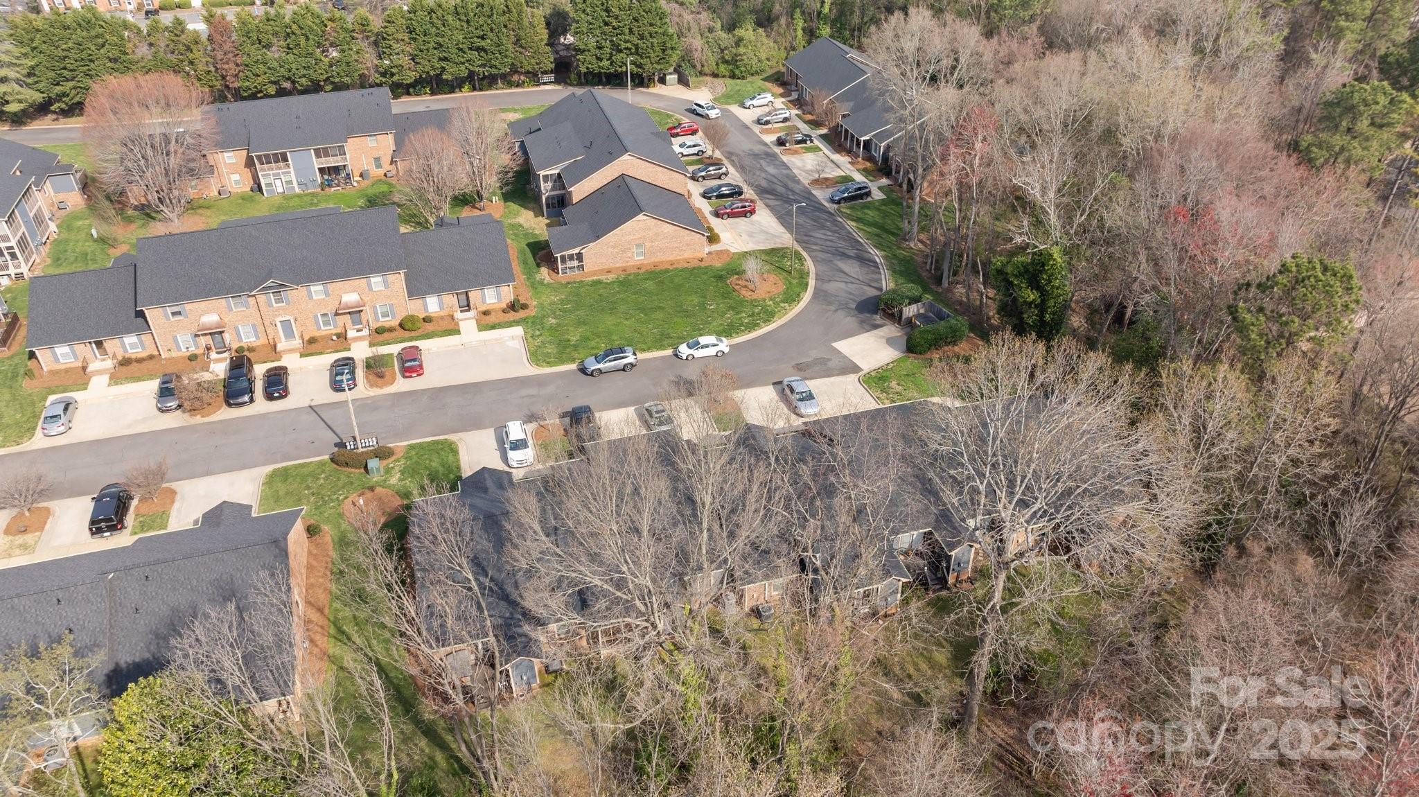 Olde Pointe - Residential