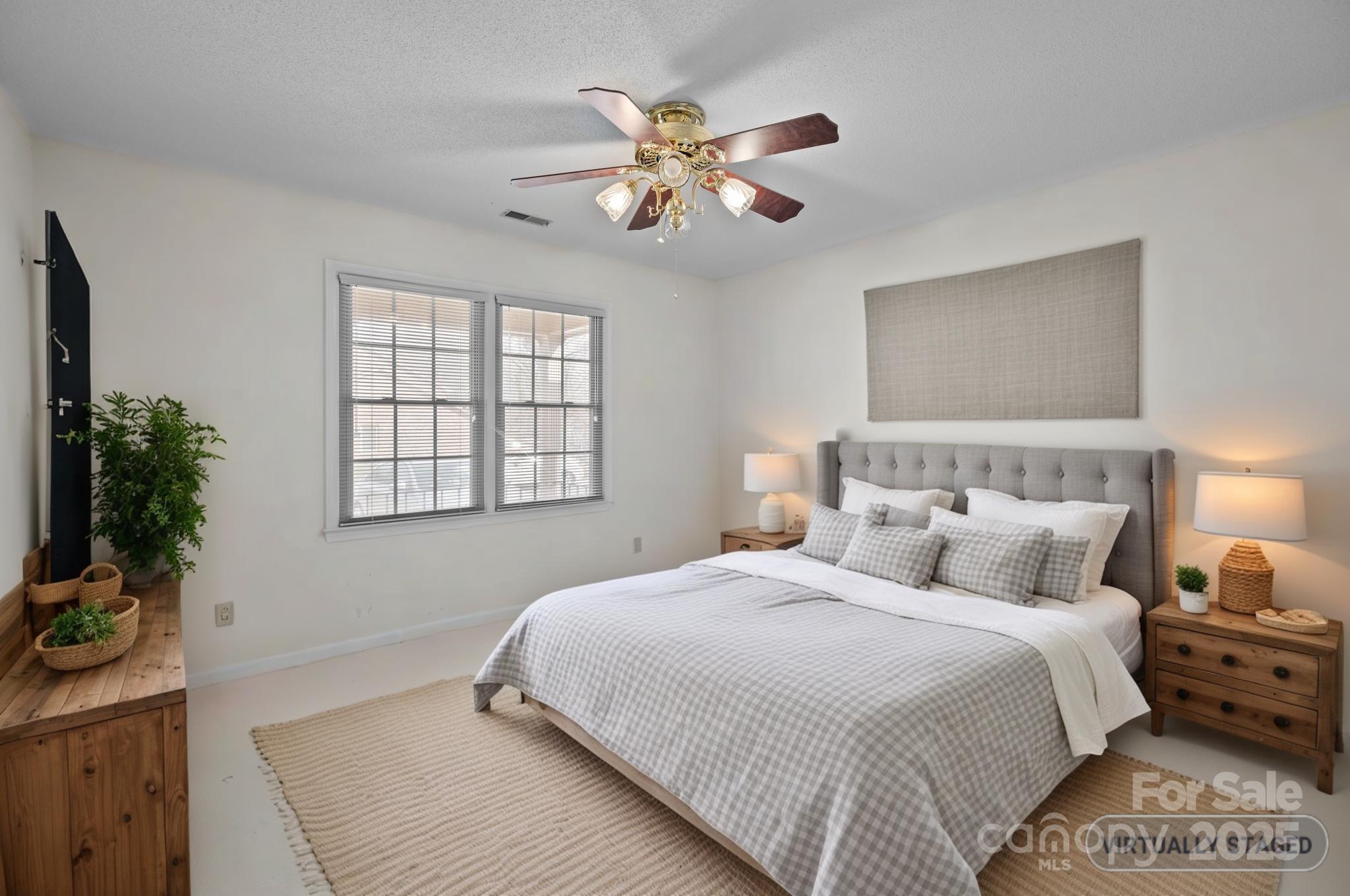 Olde Pointe - Residential