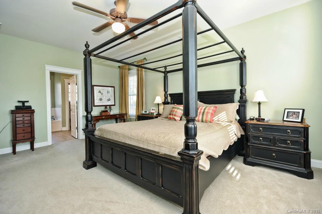 Lake Shore - Residential