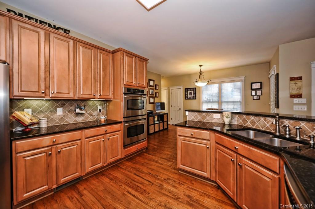 Lake Shore - Residential