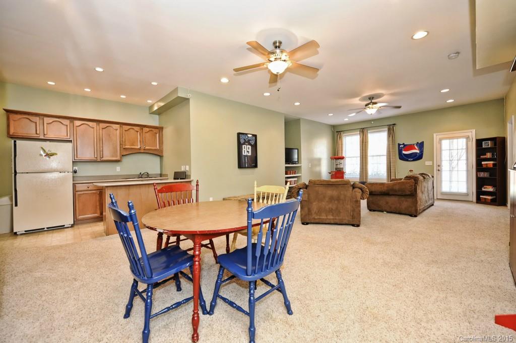 Lake Shore - Residential