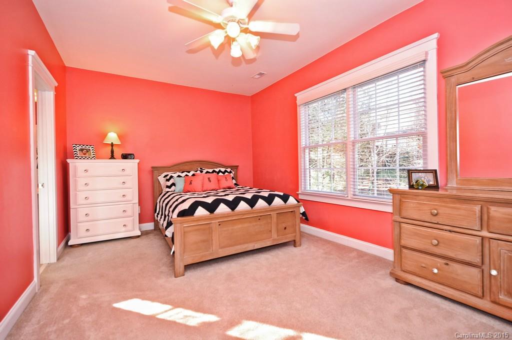 Lake Shore - Residential