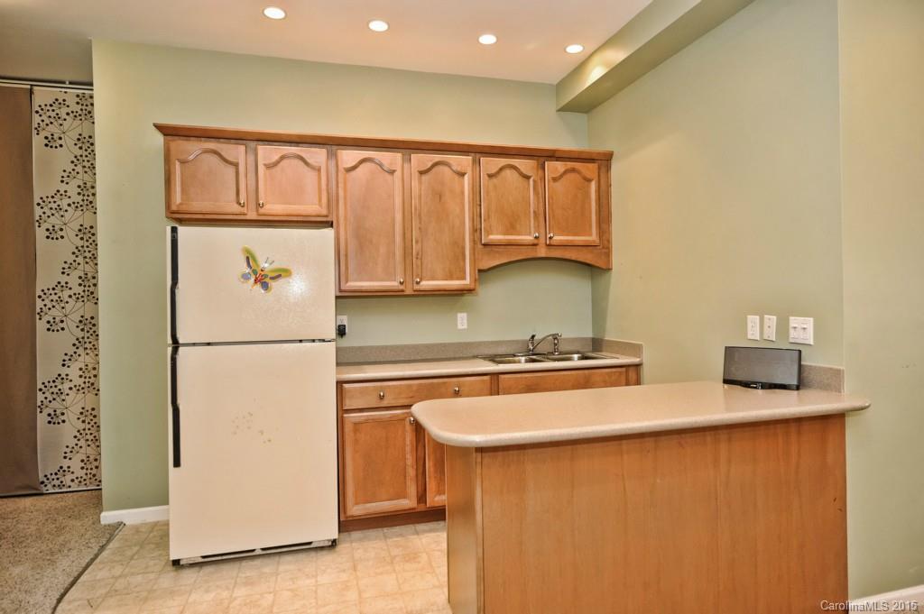 Lake Shore - Residential