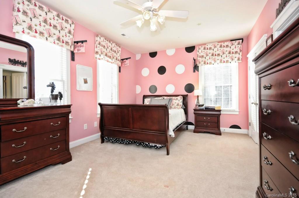 Lake Shore - Residential