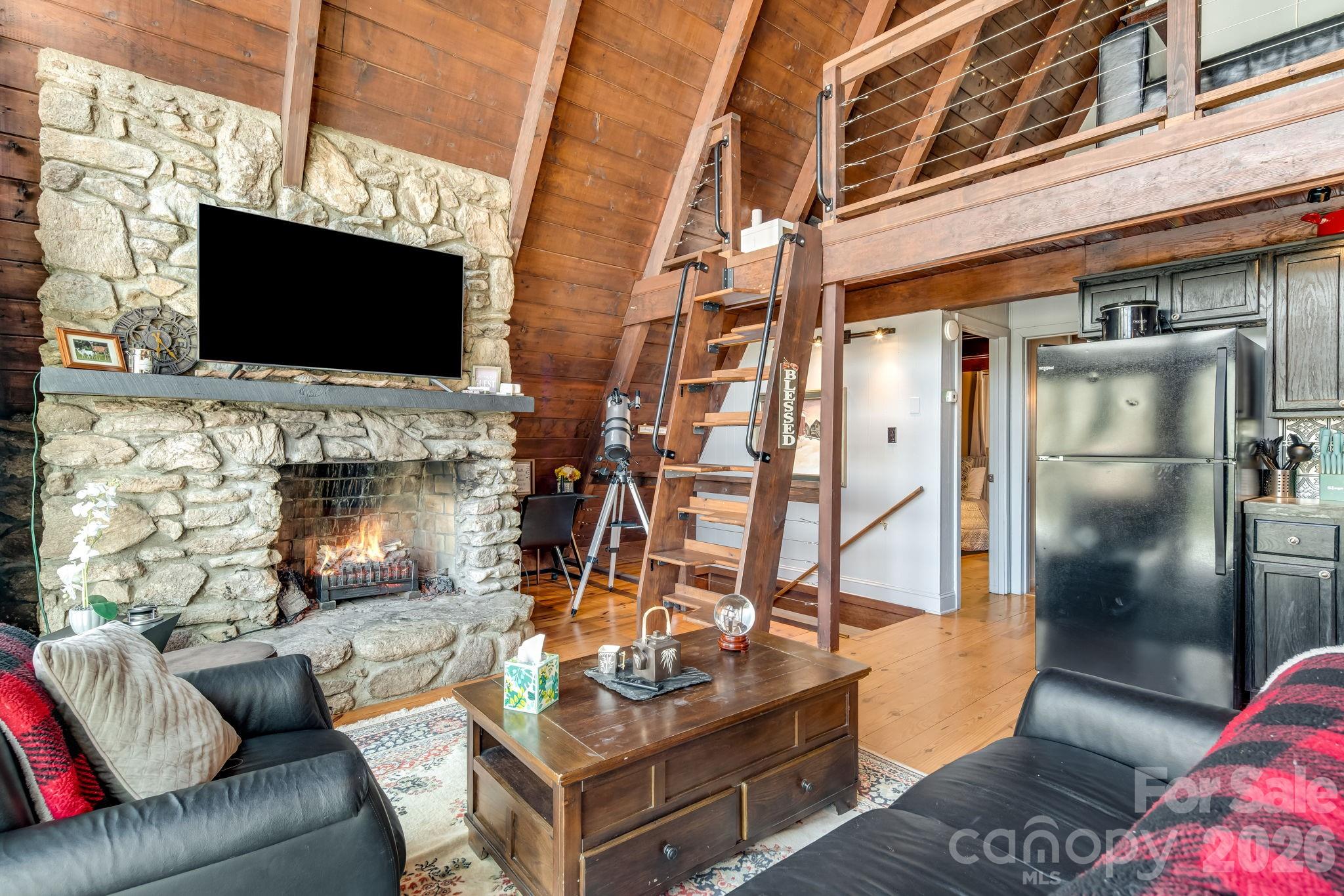 Wolf Laurel - Residential