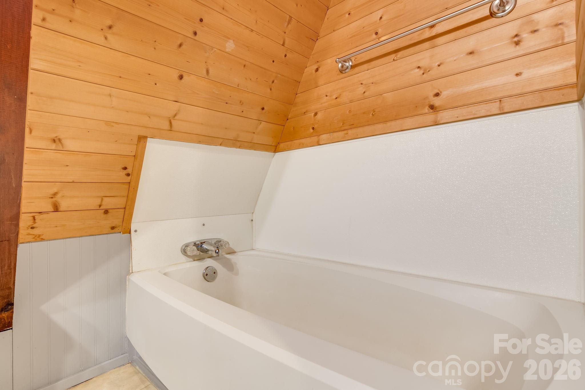 Wolf Laurel - Residential