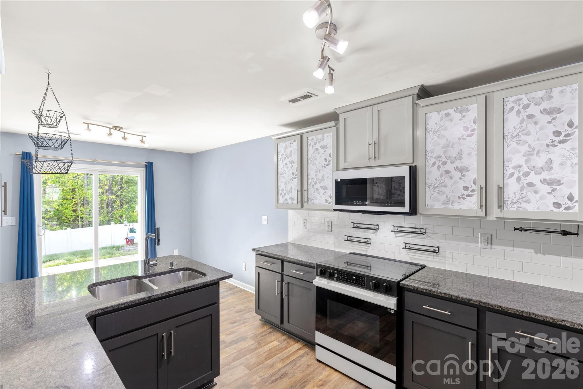 Lanier Village - Residential