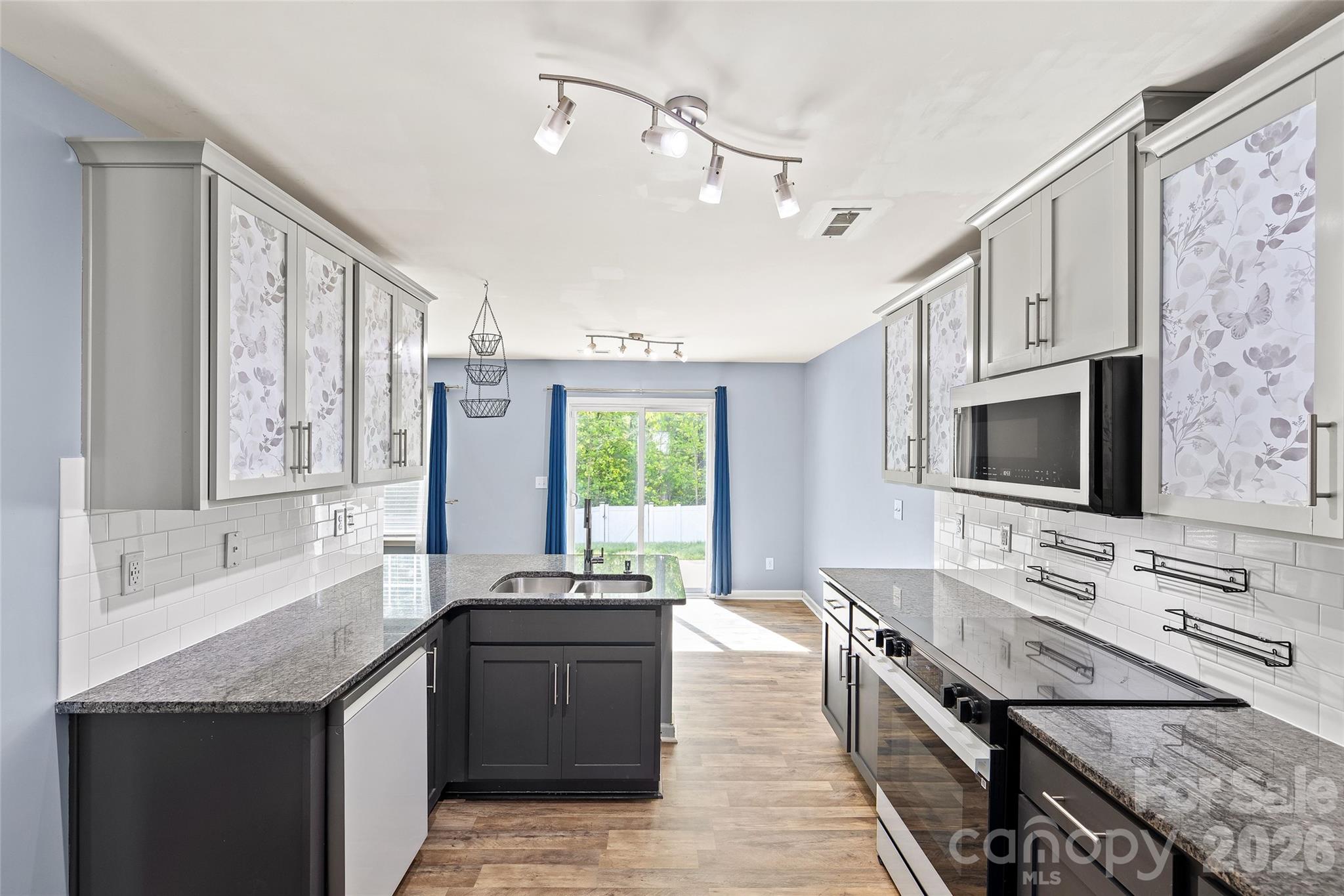 Lanier Village - Residential