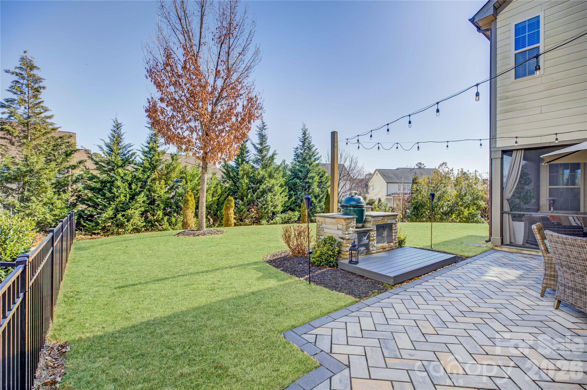 The Palisades - Residential