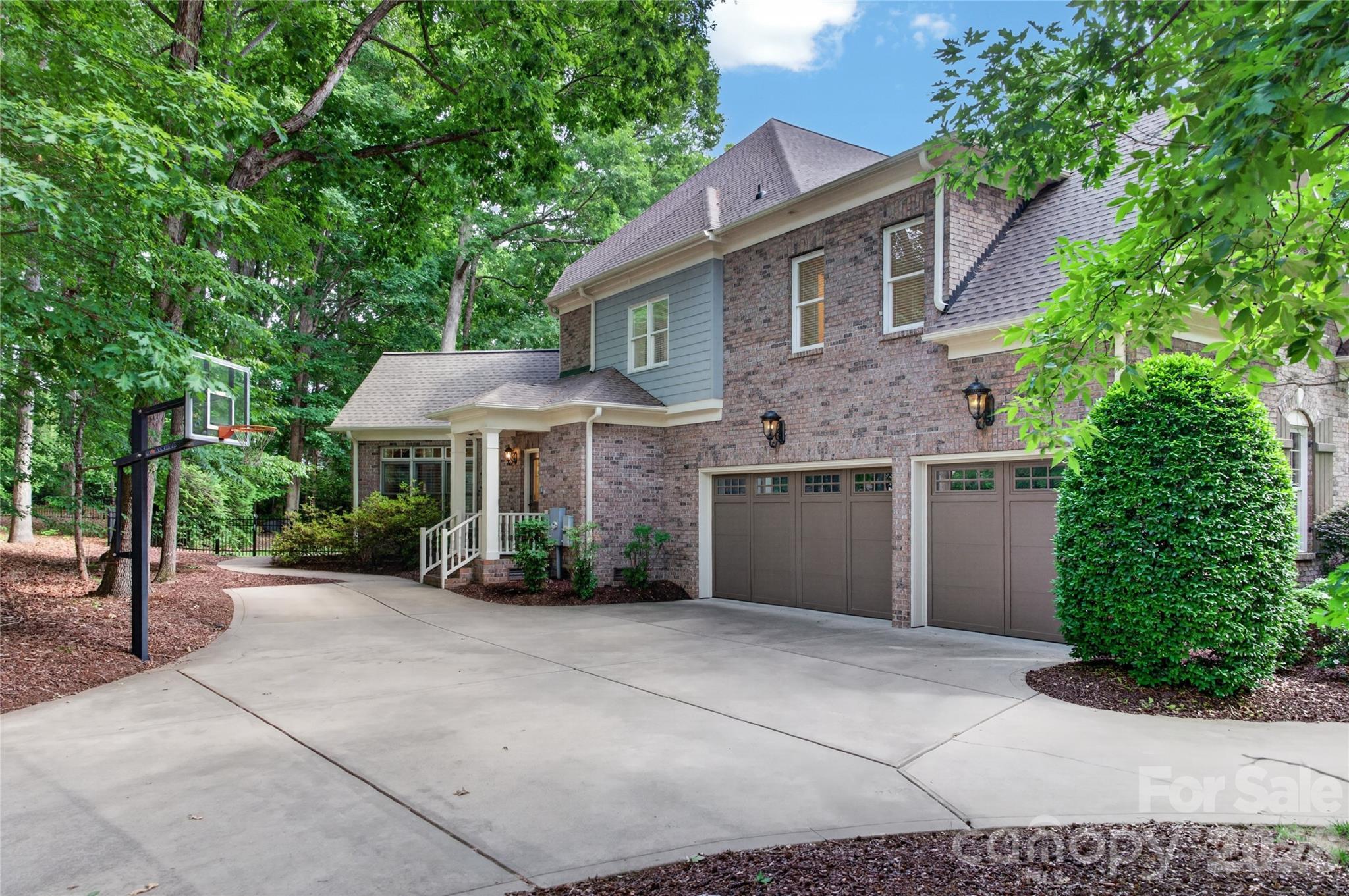 118 Stonehurst Lane