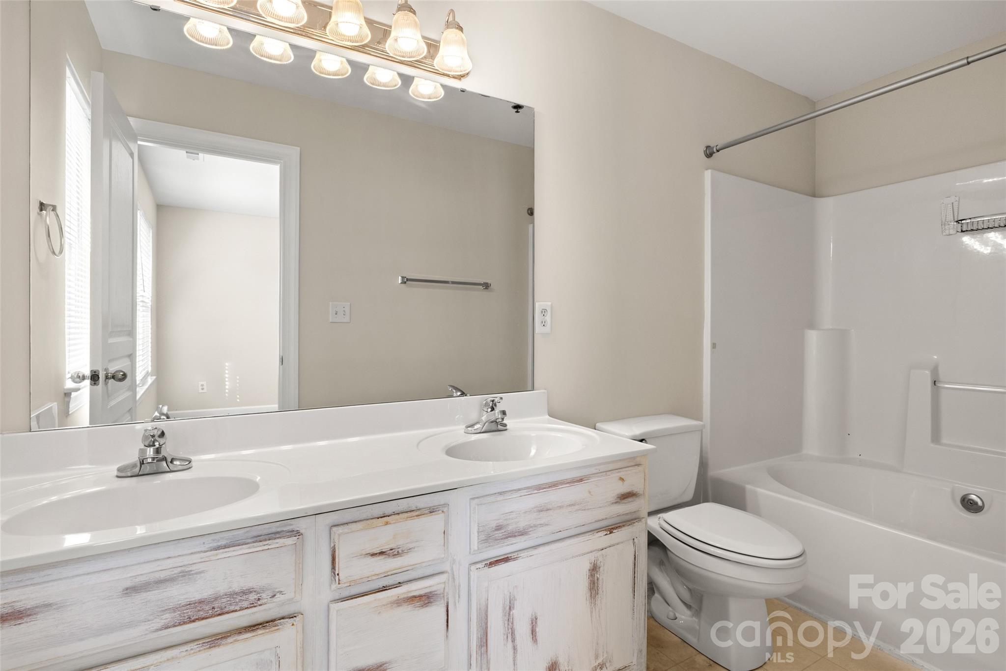 Avalon at Mallard Creek - Residential