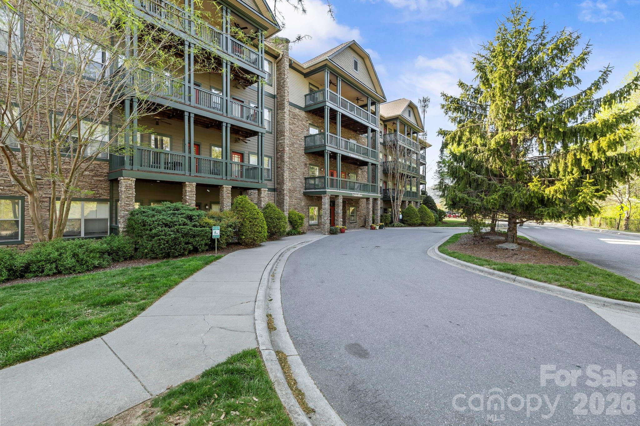 9 Kenilworth Knolls Unit 303, Asheville, NC, 28805